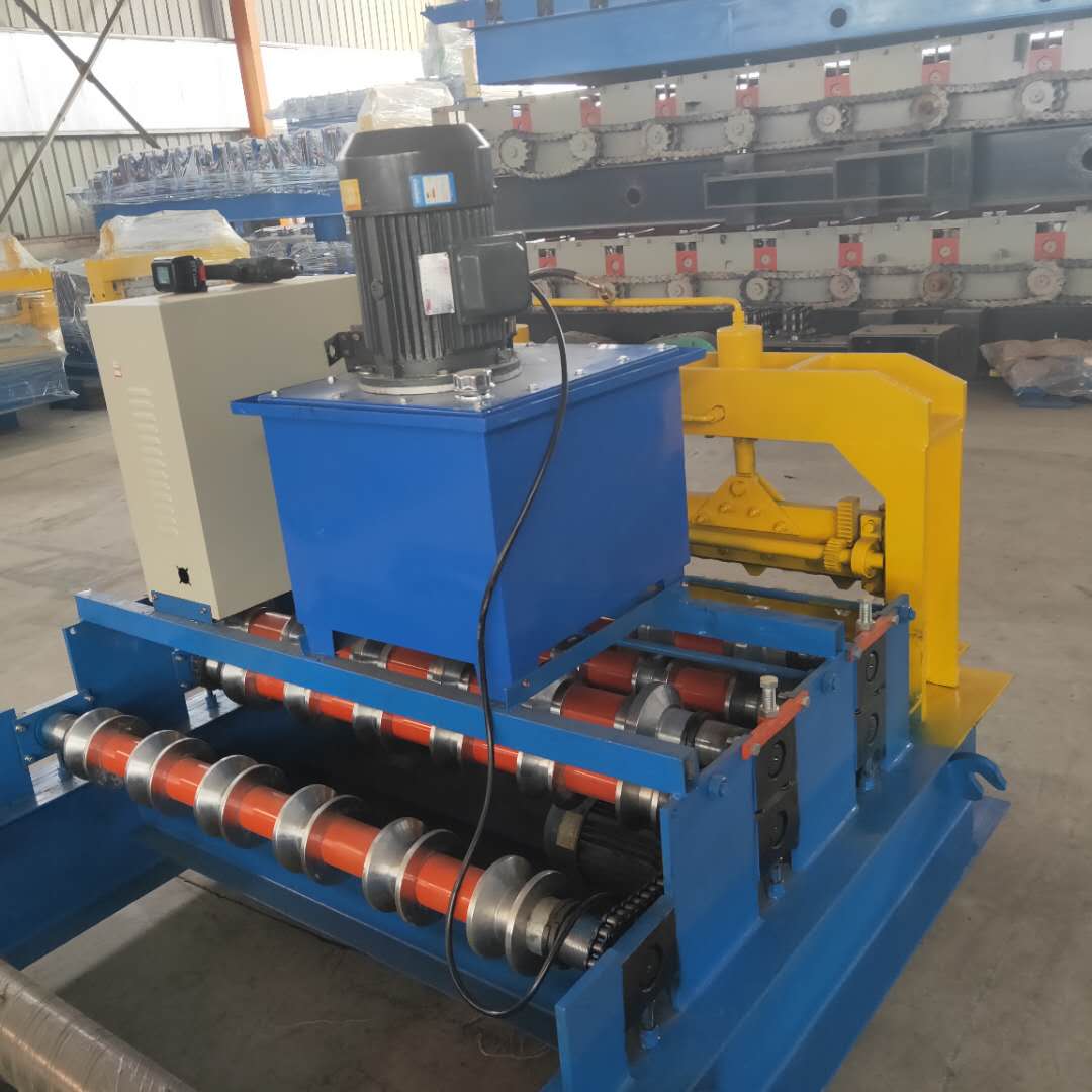 Roof system eave metal sheet arched curving machine