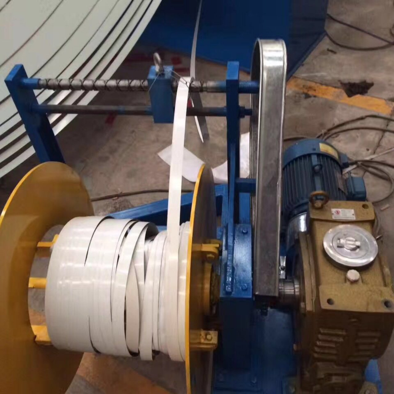 Heavy duty heavy gauge slitting line