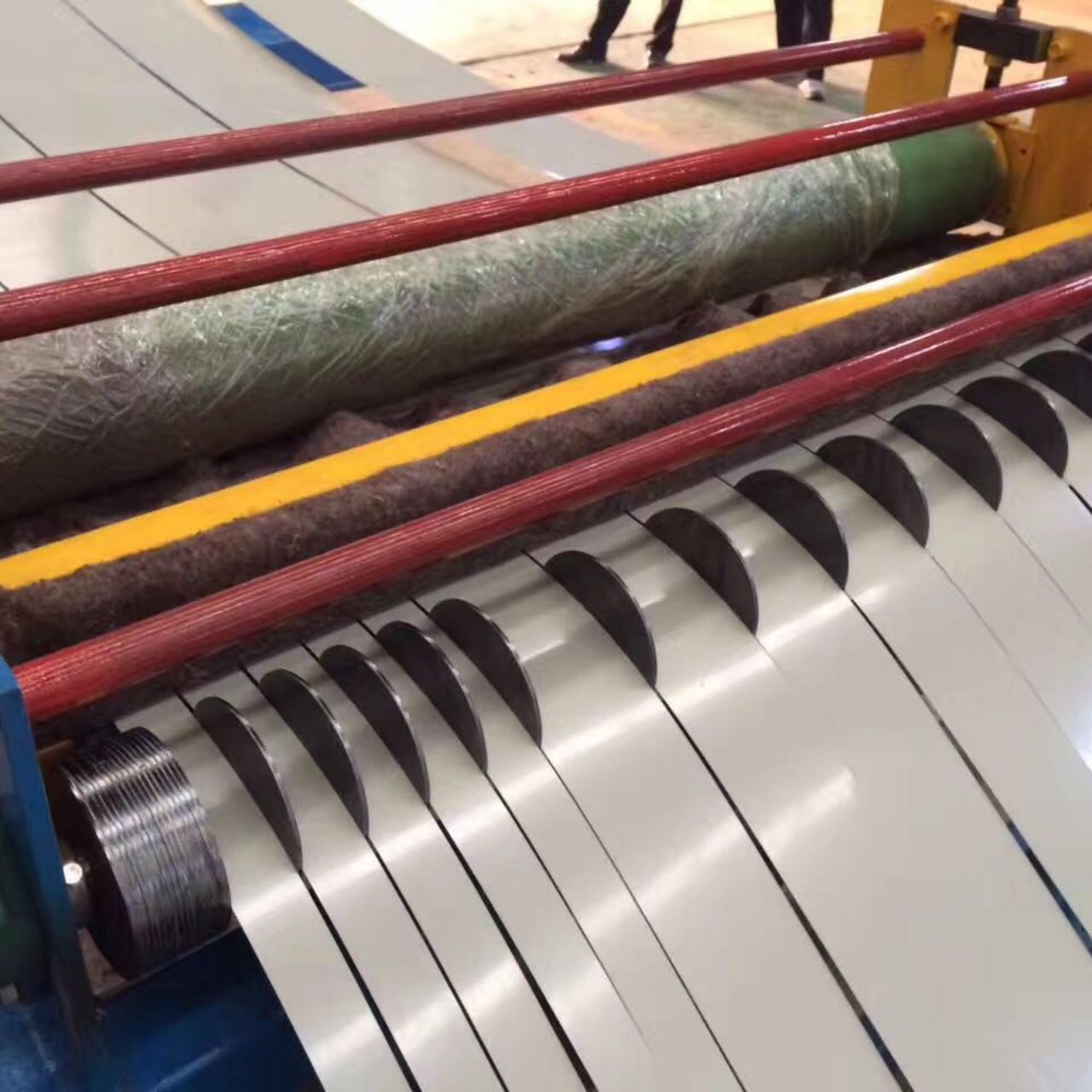 High speed slitting line