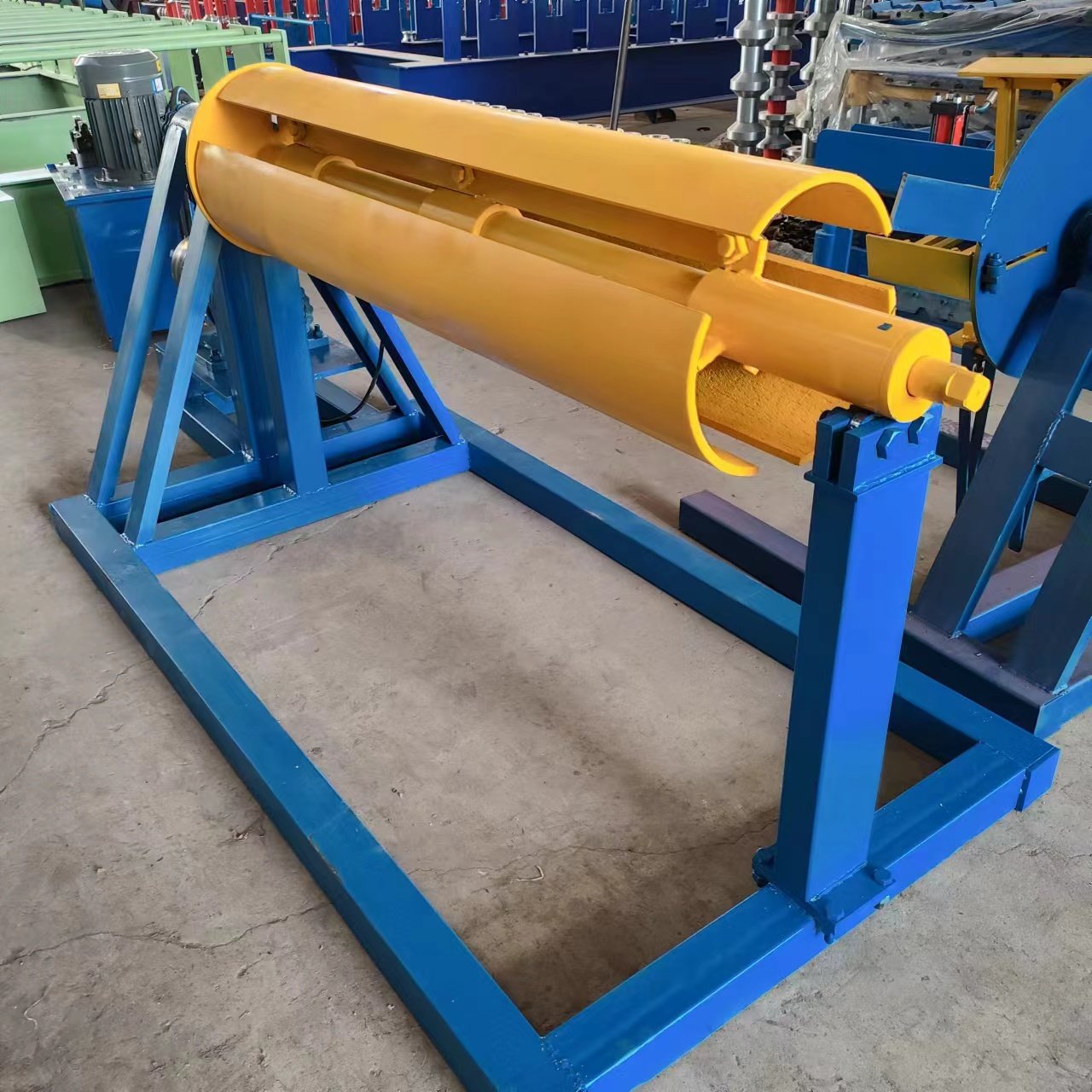 Automatic hydraulic decoiler for PPGI steel coil