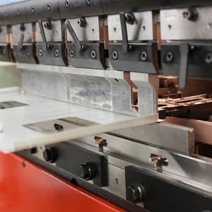 Flexible robotic press brake